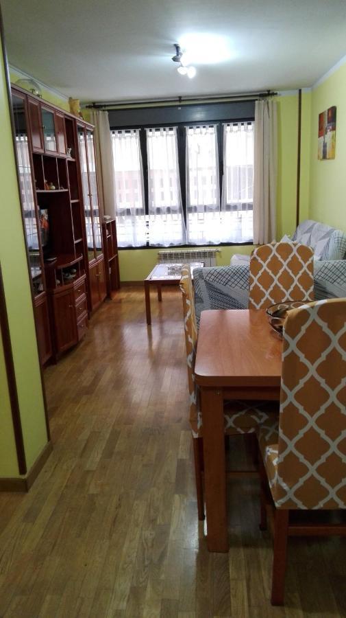 Amplio Loft Con Plaza De Garaje Apartment Cangas de Onis Room photo